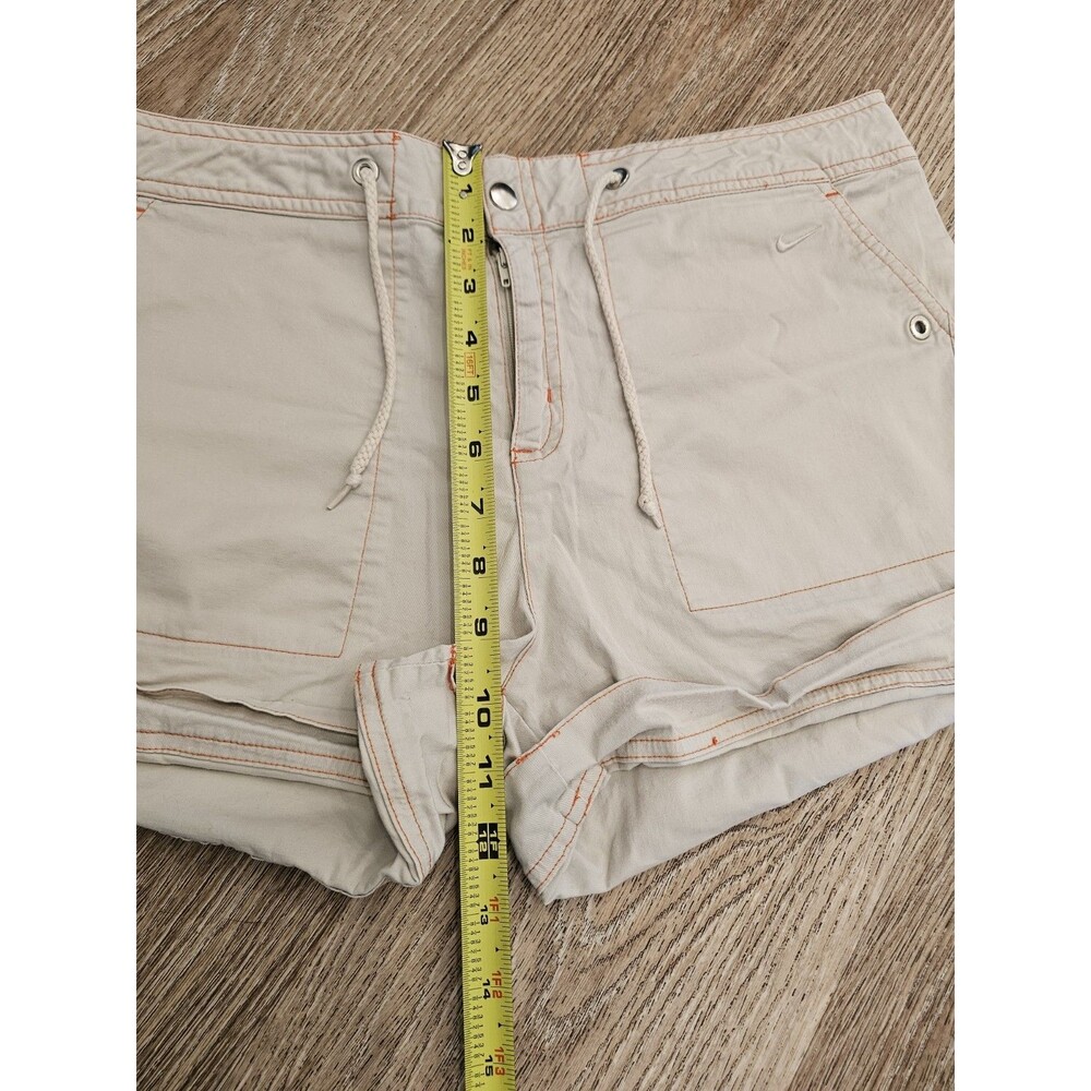 Nike Women's Beige Mini Short Size Medium - Picture 5 of 6